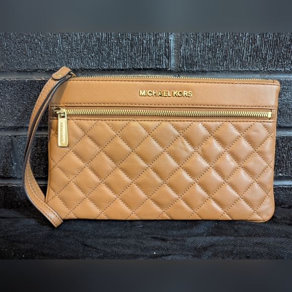 Michael Kors Tan Quilted Leather Wristlet - Picture 1 of 4